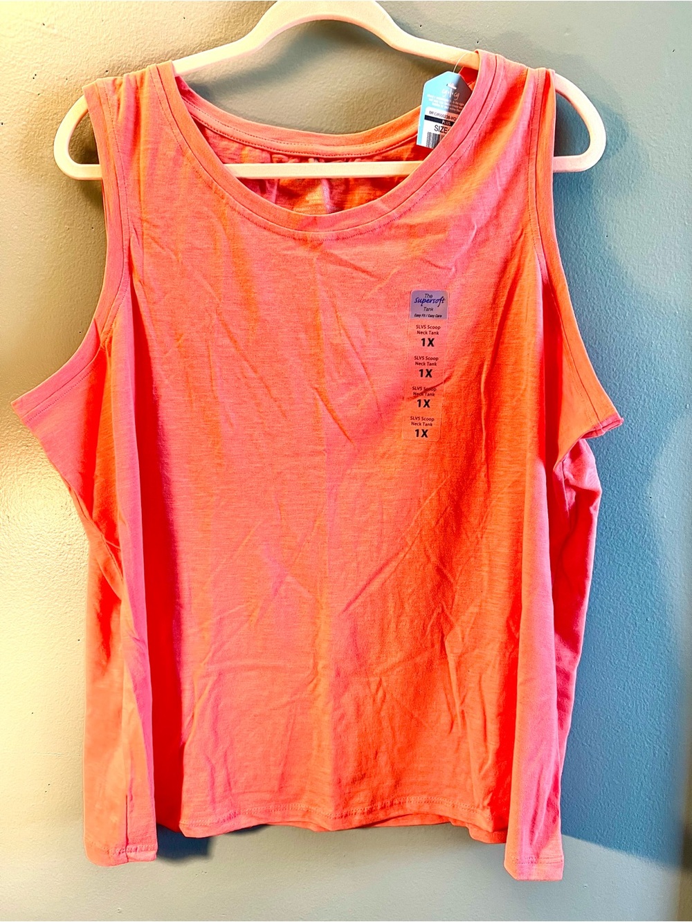 Cg I Cg. Women’s Solid Coral Scoop Neck Tank Top Plus Size 1X. NWT
